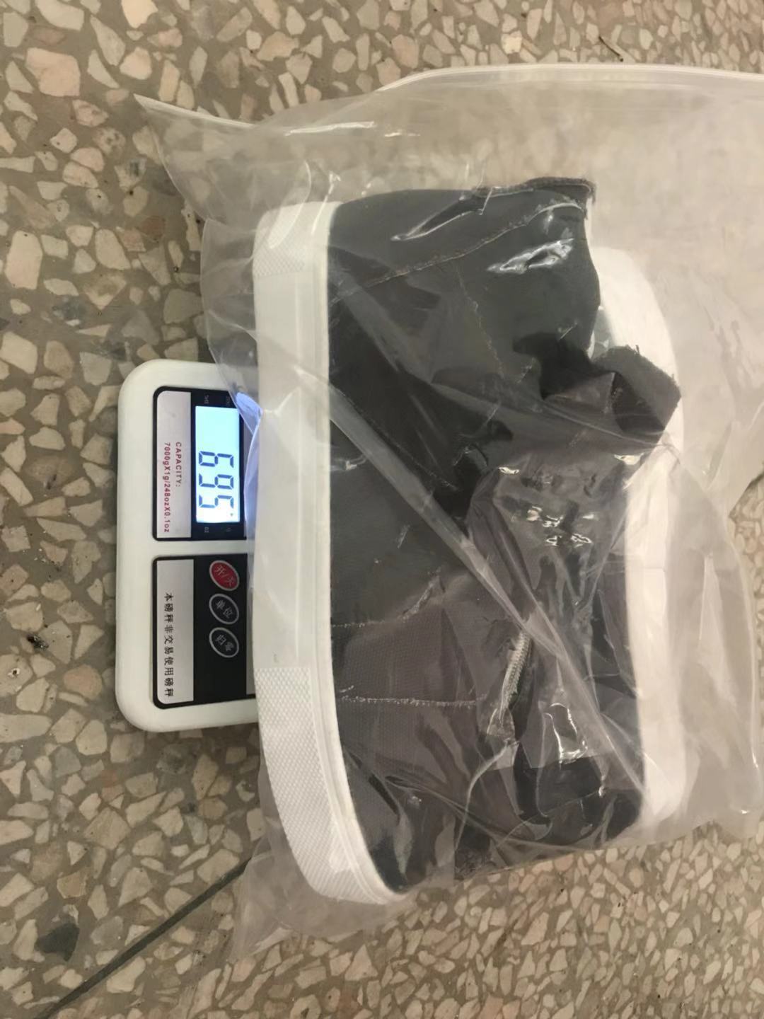 Camouflage side zip platform boots