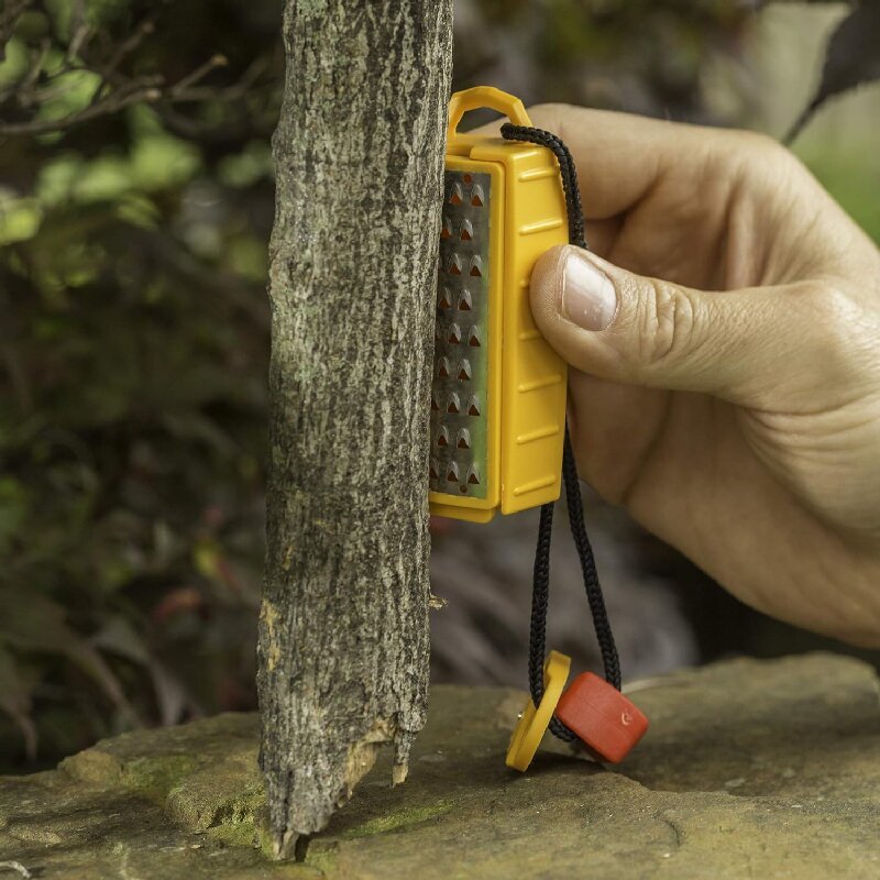 Smith's Pack Pal Tinder Maker With Fire Starter