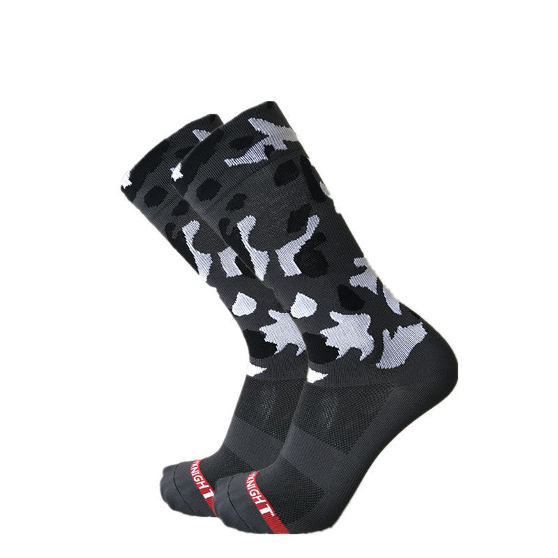 Green camouflage cycling socks