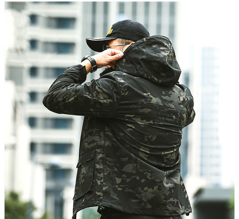 Simple Men's Outdoor Camouflage Jacket